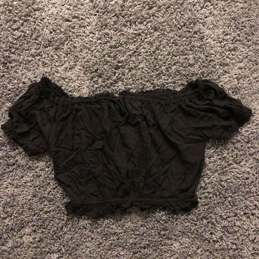 Brandy Melville Off the Shoulder top